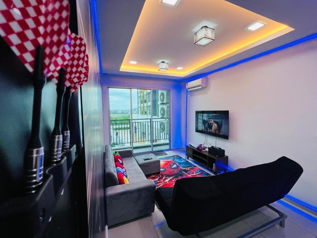 Marvel Universe Retreat - Infinity Pool, Ps5, Private-cinema With Pool-view Balcony - M4 Apartment Bukit Mertajam