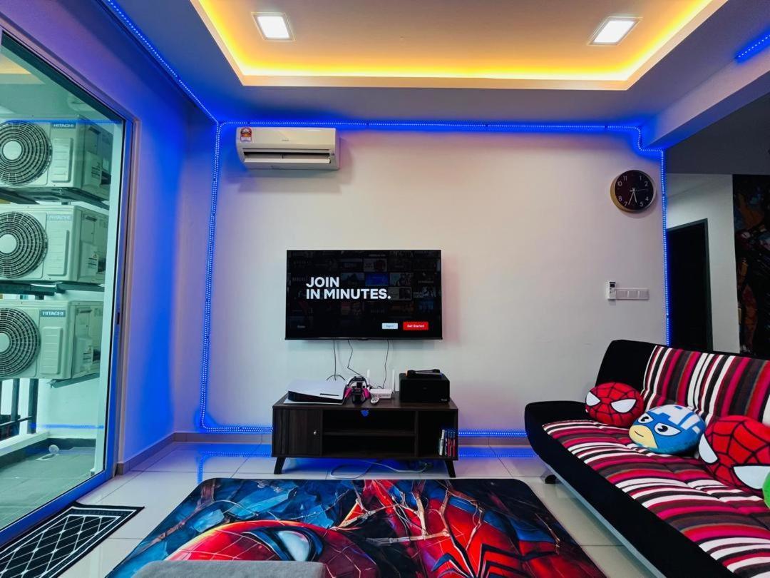 Marvel Universe Retreat - Infinity Pool, Ps5, Private-cinema With Pool-view Balcony - M4 Apartment Bukit Mertajam