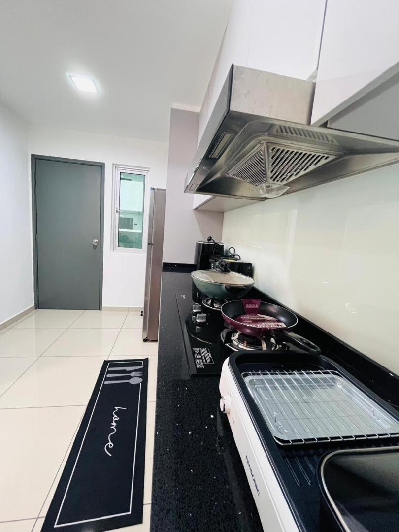 Apartment Marvel Universe Retreat - Infinity Pool, Ps5, Private-cinema With Pool-view Balcony - M4 *