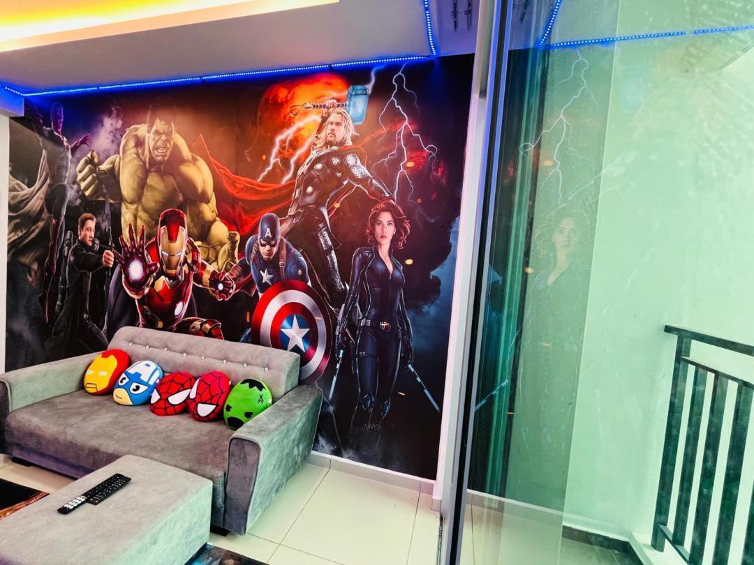 Marvel Universe Retreat - Infinity Pool, Ps5, Private-cinema With Pool-view Balcony - M4 Bukit Mertajam